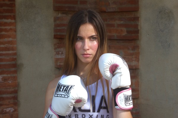 Force et Grâce : La Boxe en Lumière